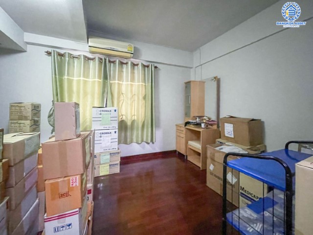 *****ทาวน์โฮมมือสองย่านนนทบุรี ม.ศุภาลัยวิลล์ รัตนาธิเบศร์ เนื้อที่ 18 ตร.ว. ฟังก์ชัน 3 ห้องนอน 3 ห้องน้ำ 1 ที่จอดรถ บ้านพร้อมอยู่ บนทำเลติดถ.รัตนาธิเบศร์ และรถไฟฟ้าสายสีม่วง "สถานีศูนย์ราชการนนทบุรี" ใกล้สนามบินน้ำ, เซ็นทรัลรัตนาธิเบศร์ และทางด่วน "งามวงศ์วาน" ราคาถูก!